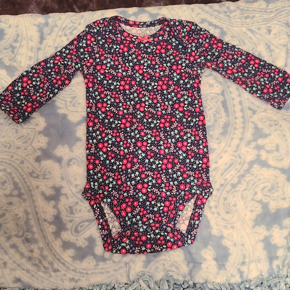 0-3m Outfit - Picture 2 of 3